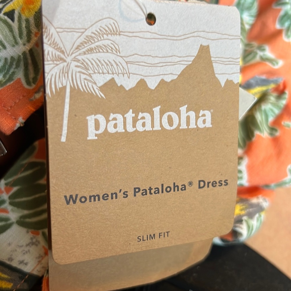Pataolha size 0 Hawaiian inspired dress never worn tag still on